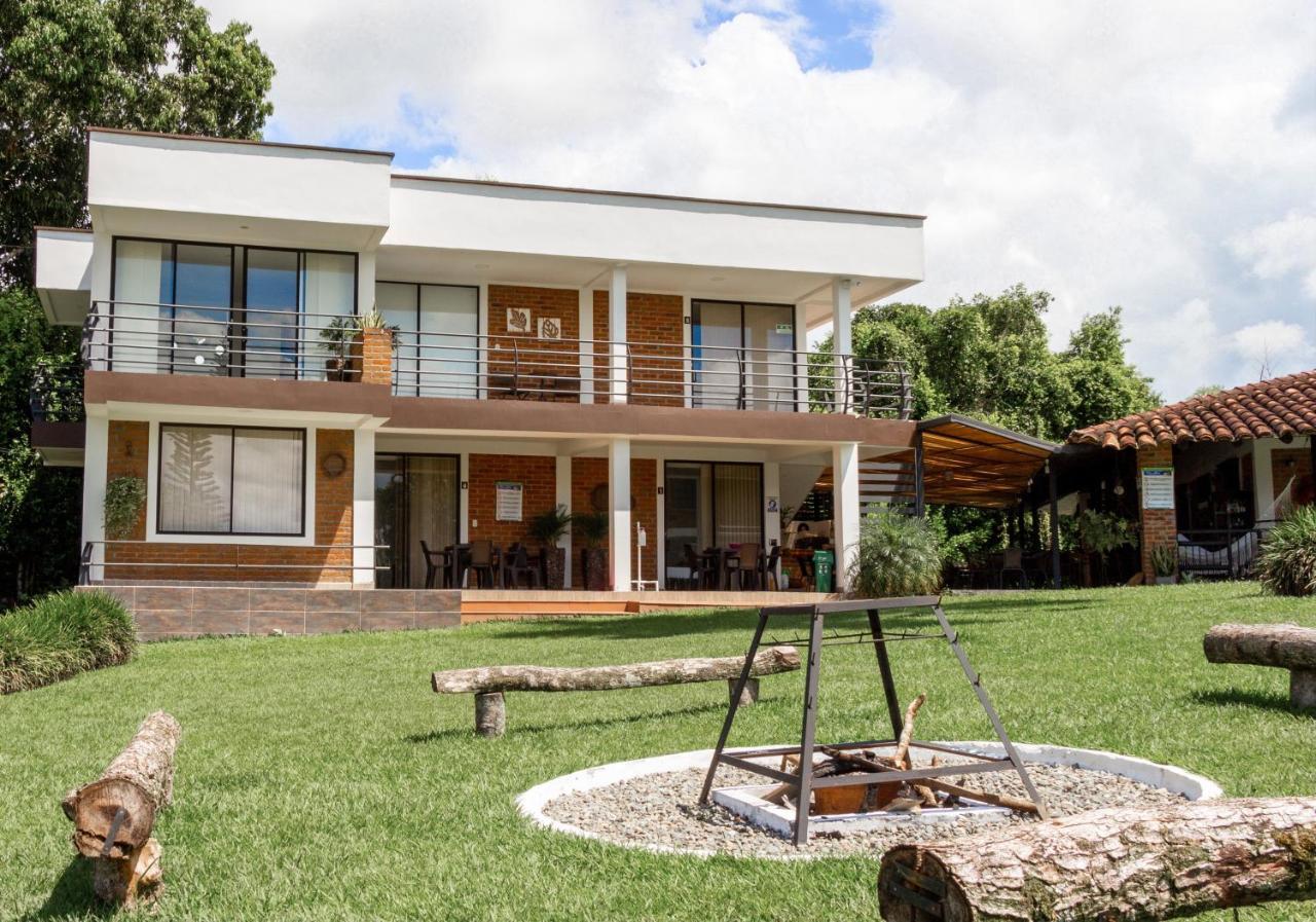 Casa Nostra, Mariana 3* Quimbaya