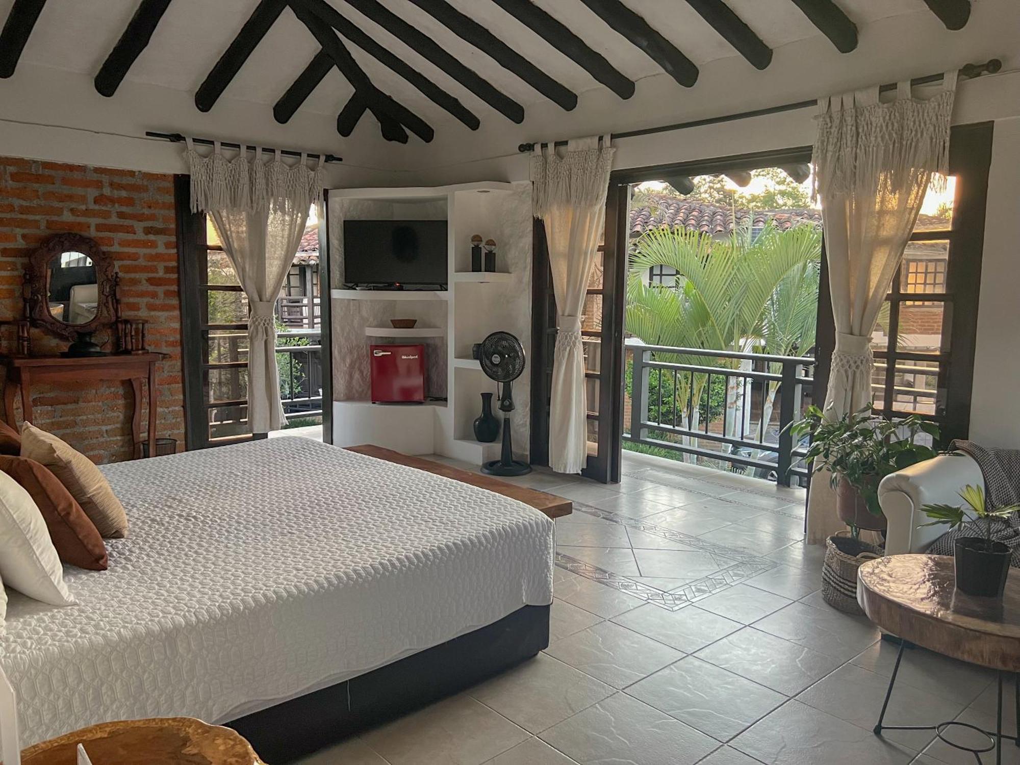 Casa Nostra, Mariana